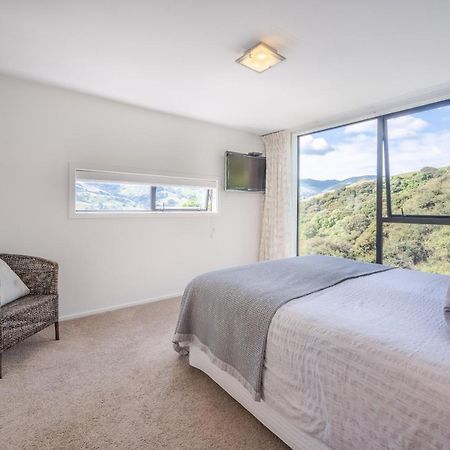 Million Dollar View - Takamatua Holiday Home Akaroa Εξωτερικό φωτογραφία