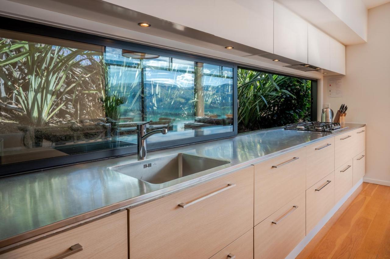 Million Dollar View - Takamatua Holiday Home Akaroa Εξωτερικό φωτογραφία