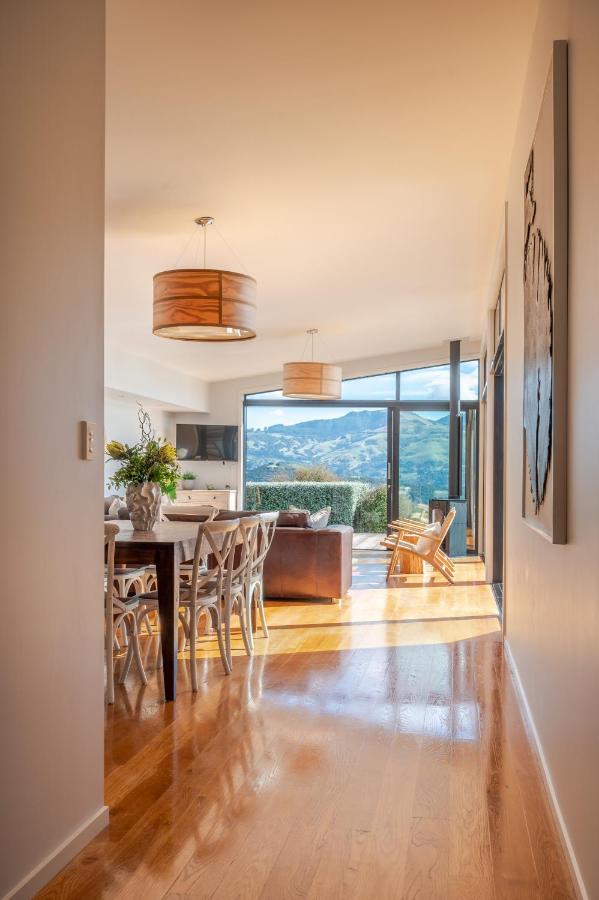 Million Dollar View - Takamatua Holiday Home Akaroa Εξωτερικό φωτογραφία