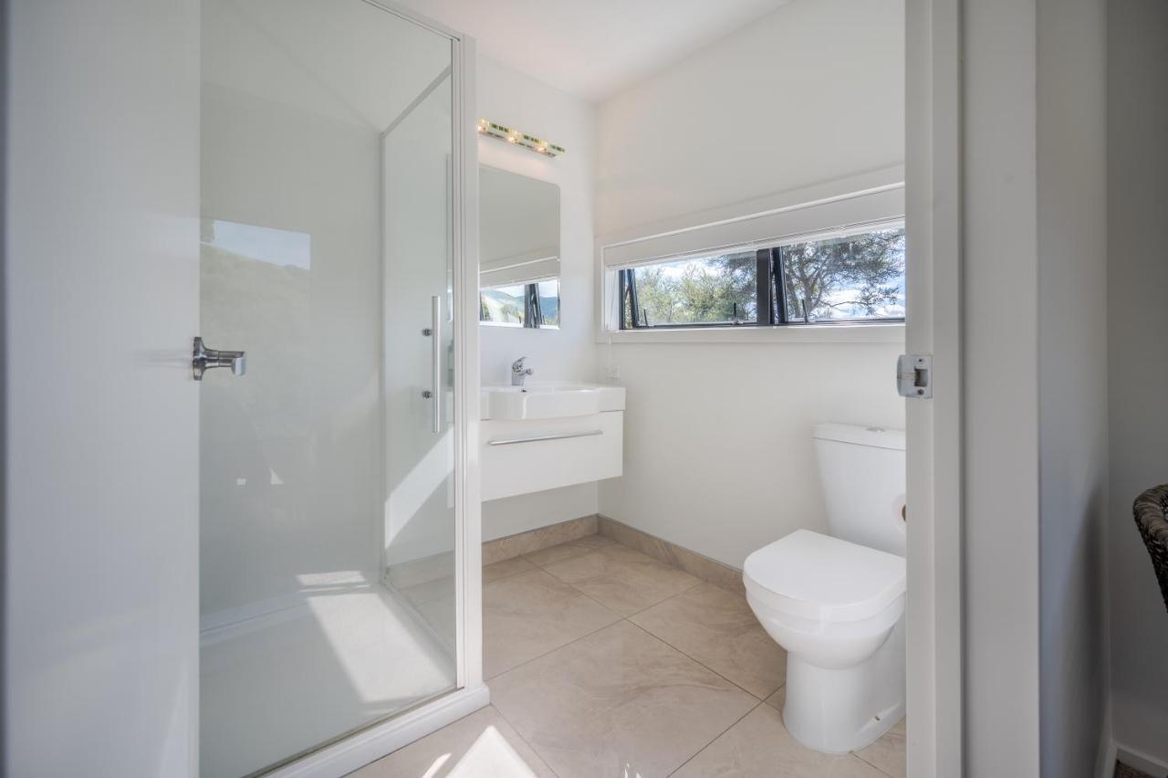 Million Dollar View - Takamatua Holiday Home Akaroa Εξωτερικό φωτογραφία